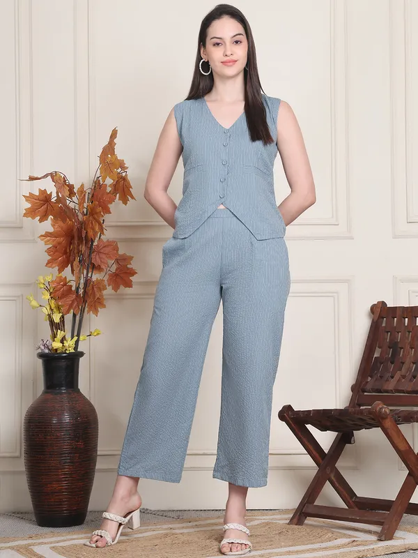 Grey_Cotton_Striped_Casual_Co-Ords_For_Women