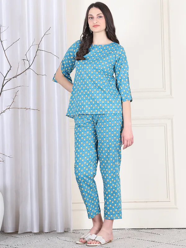 Blue_Cotton_Printed_Casual_Co-Ords_For_Women