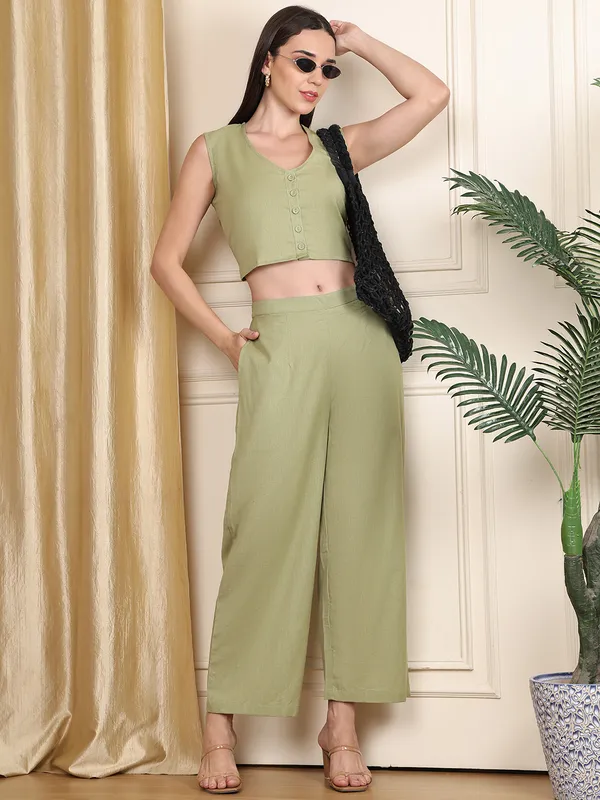 Olive_Cotton_Blend_Solid_Casual_Co-Ords_For_Women