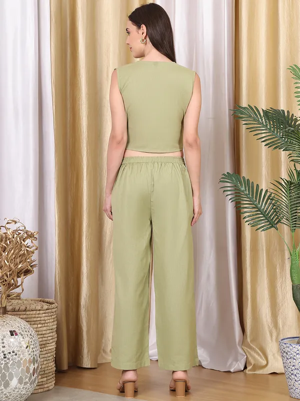 Olive_Cotton_Blend_Solid_Casual_Co-Ords_For_Women