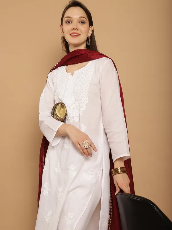 Maroon_Crepe_Gota_Patti_Work_Ethnic_Dupatta