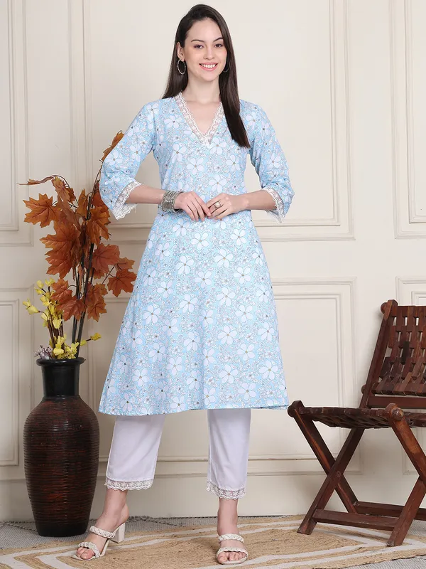 Turquoise_Blue_Cotton_Printed_Casual_Kurta_Sets_For_Women