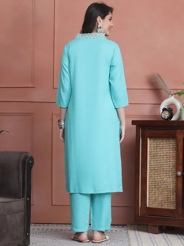Sea_Green_Cotton_Solid_Casual_Kurta_Sets_For_Women