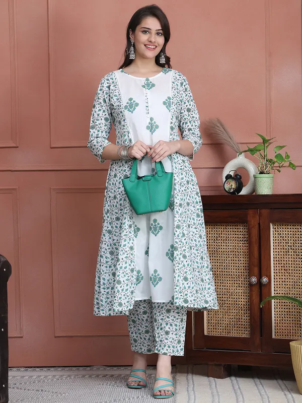White_Cotton_Printed_Casual_Kurta_Sets_For_Women