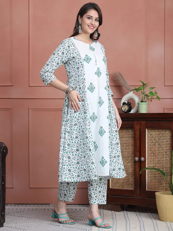 White_Cotton_Printed_Casual_Kurta_Sets_For_Women