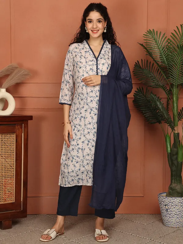 Grey_Cotton_Printed_Casual_Kurta_Sets_For_Women