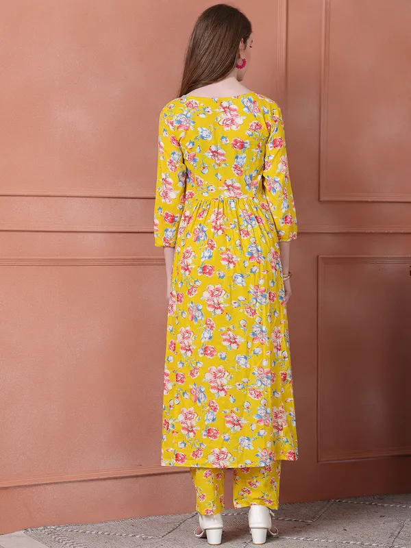Yellow_Cotton_Printed_Casual_Kurta_Sets_For_Women