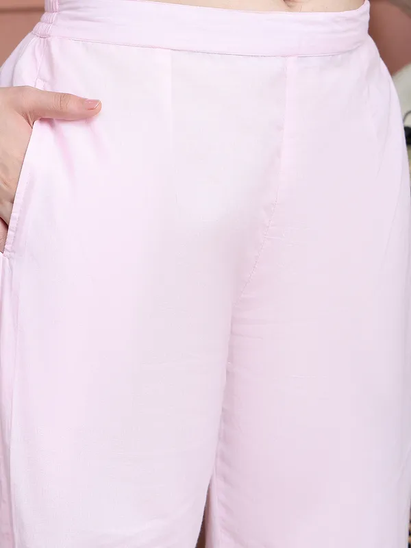 Pink_Cotton_Solid_Casual_Kurta_Sets_For_Women