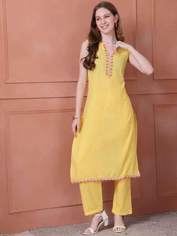 Yellow_Cotton_Embroidered_Casual_Kurta_Sets_For_Women