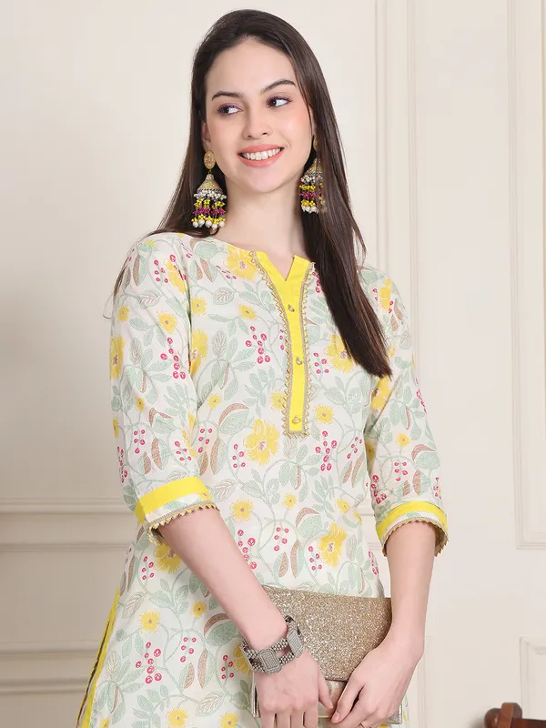 Off_White_Cotton_Printed_Casual_Kurta_Sets_For_Women