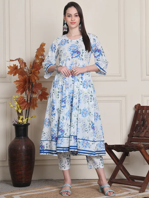 White_Cotton_Printed_Casual_Kurta_Sets_For_Women