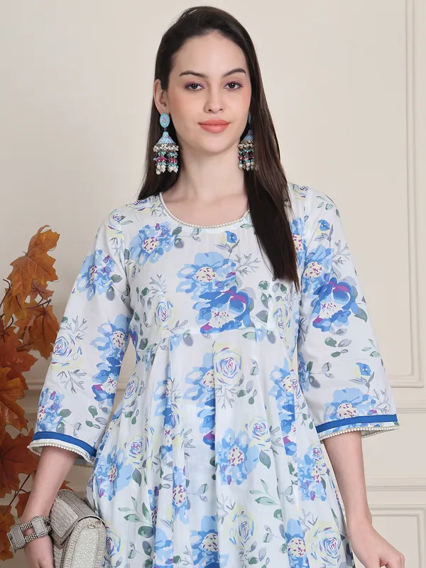 White_Cotton_Printed_Casual_Kurta_Sets_For_Women
