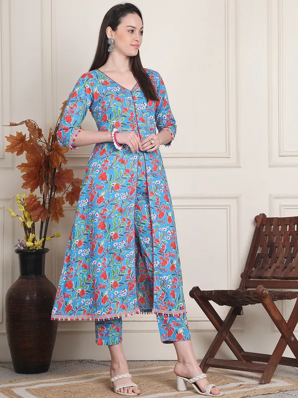 Blue_Cotton_Printed_Casual_Kurta_Sets_For_Women