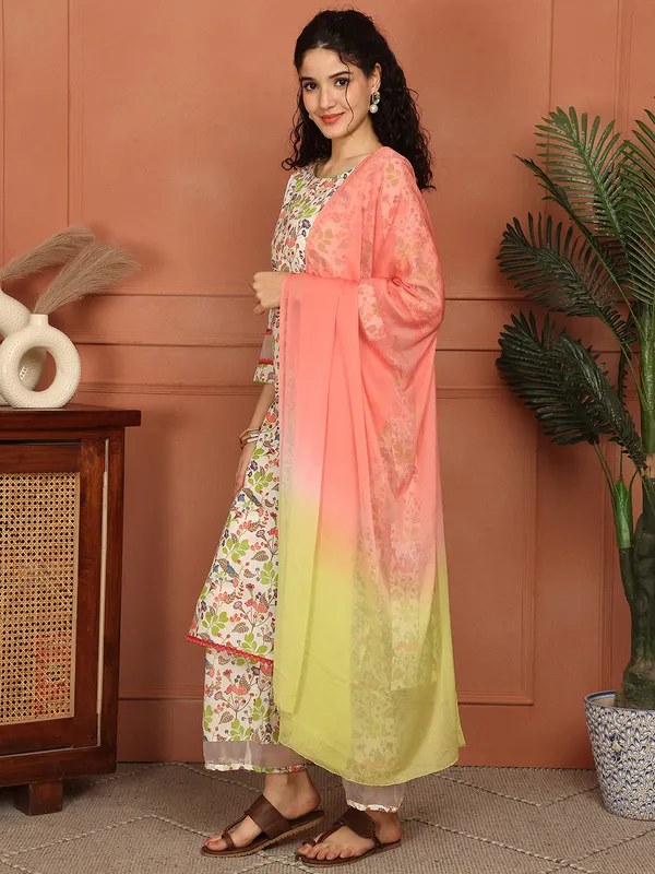 White_Cotton_Printed_Casual_Kurta_Sets_For_Women