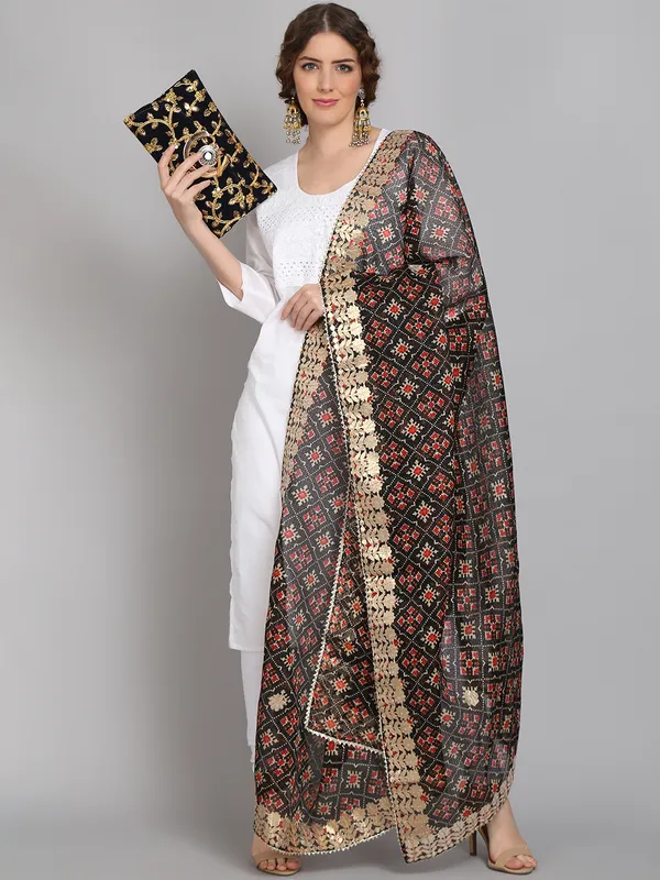 Black_Cotton_Kota_Doriya_Patola_Print_Gota_Patti_Work_Dupatta