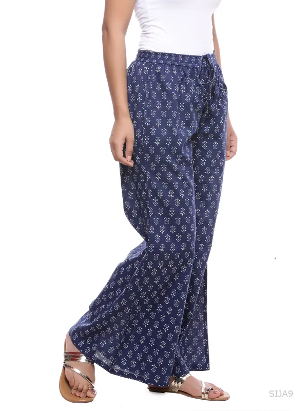 Blue_Cotton_Printed_Regular_Palazzos_For_Women