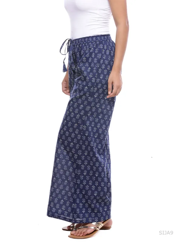 Blue_Cotton_Printed_Regular_Palazzos_For_Women