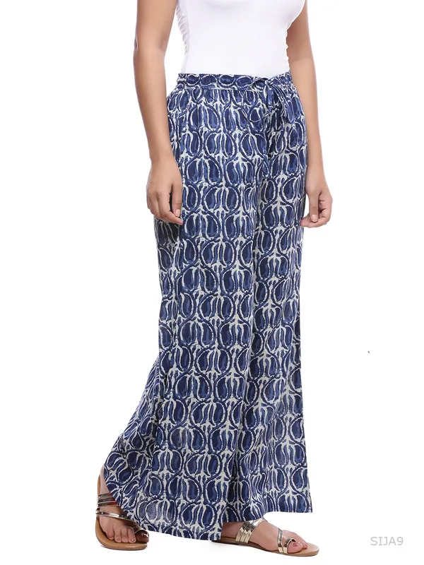 Blue_Cotton_Printed_Regular_Palazzos_For_Women
