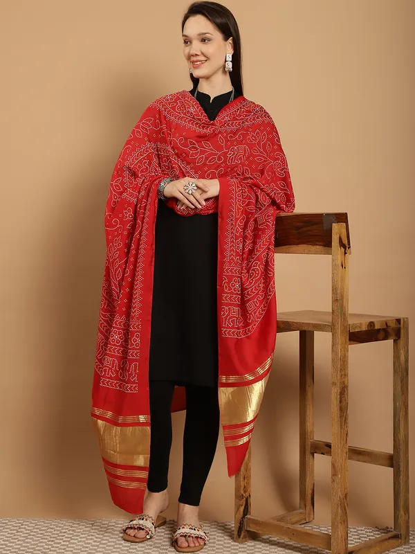 Red_Muslin_Bandhej_Ethnic_Dupatta