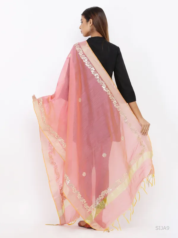 Rose_Gold_Chanderi_Cotton_Gota_Patti_Work_Dupatta