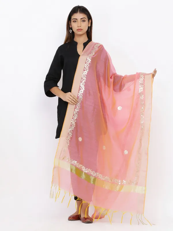 Rose_Gold_Chanderi_Cotton_Gota_Patti_Work_Dupatta