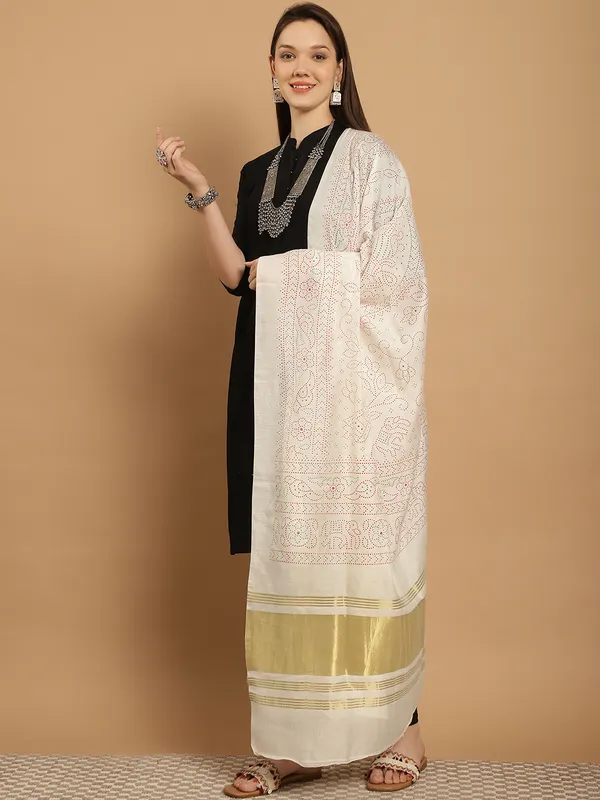 Off_White_Muslin_Bandhej_Ethnic_Dupatta