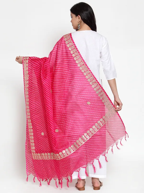 Magenta_Cotton_Doriya_Gota_Patti_Dupatta