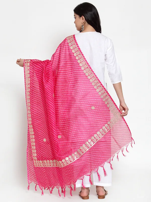 Magenta_Cotton_Doriya_Gota_Patti_Dupatta