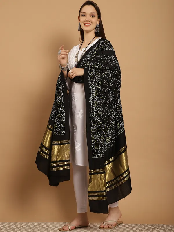 Black_Muslin_Bandhej_Ethnic_Dupatta