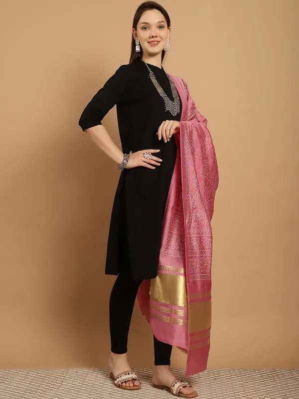 Pink_Muslin_Bandhej_Ethnic_Dupatta