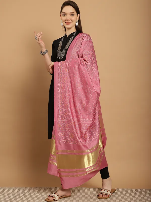Pink_Muslin_Bandhej_Ethnic_Dupatta