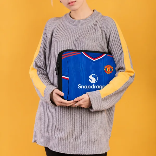 MNU_Away_Jersey_to_Sleeve™_–_Custom_Football_Jersey_Laptop_Sleeve
