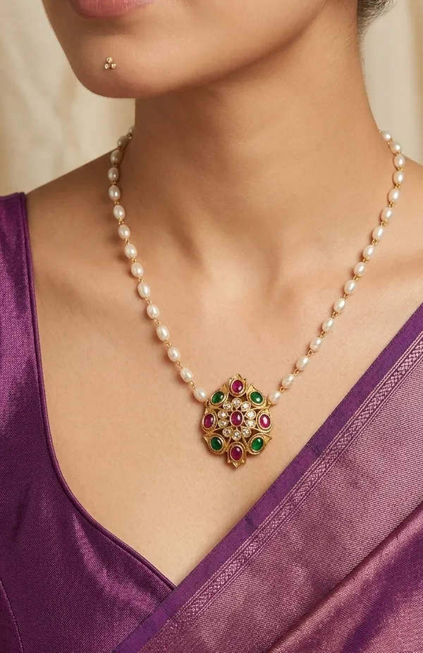 Stunning_Pendant_with_single_line_Pearl_Mala