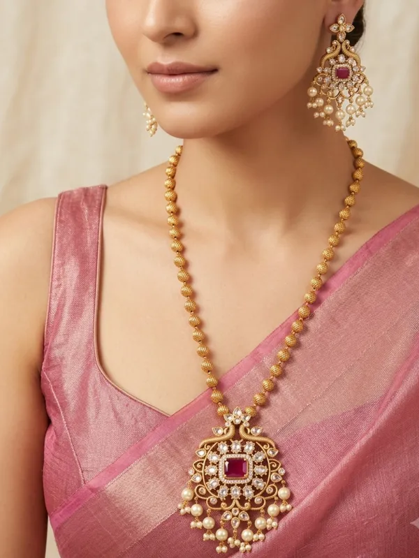 Classic_Ruby_and_Pearl_Pendant_Chain_Set