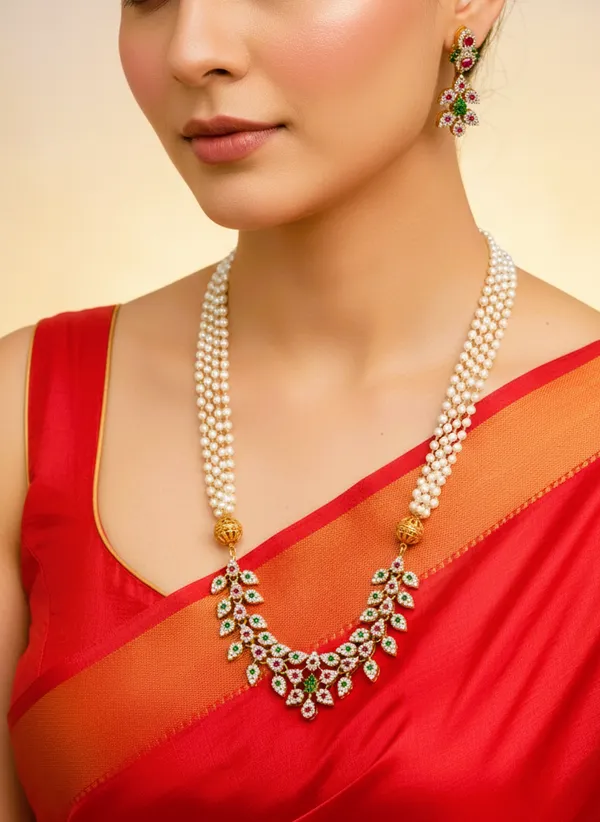 Ethnic_Matte_finish_AD_Leaf_Pendant_with_Pearl_Chain_set