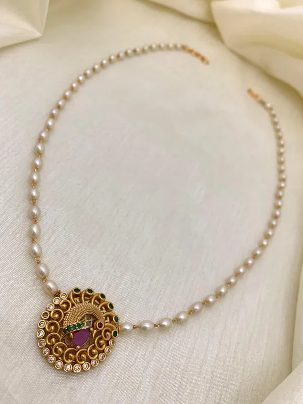 Latest_Peacock_design_Single_line_Pearl_Mala