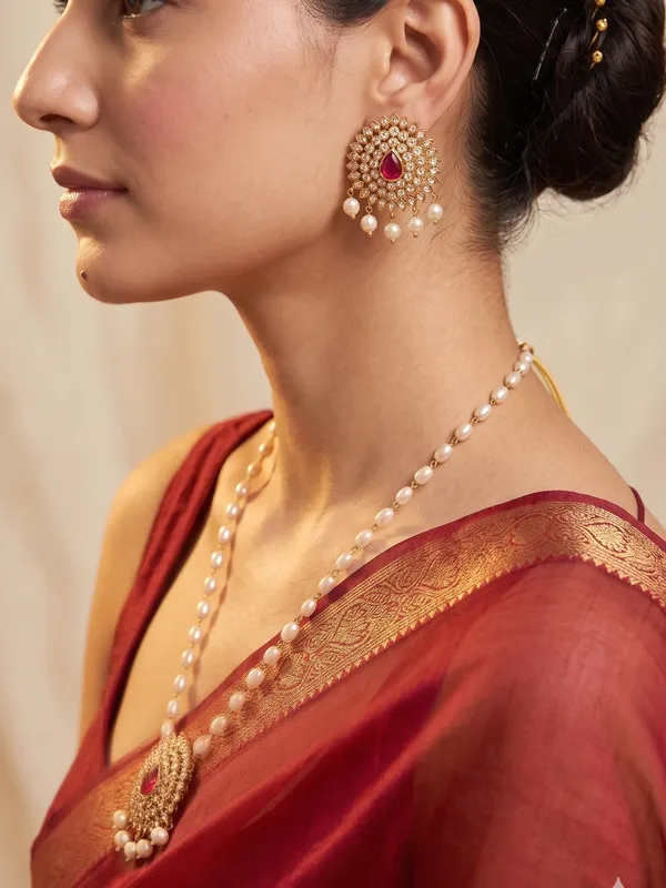 Newly_launched_single_line_pearl_Mala__with_Earring