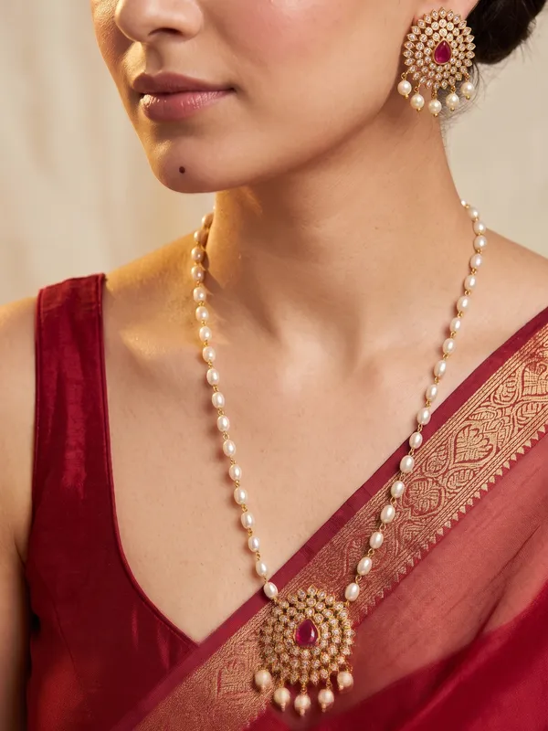 Newly_launched_single_line_pearl_Mala__with_Earring