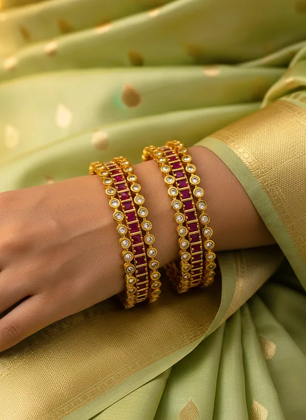 PRISHA_ANTIQUE_BANGLES_(_SET_OF_6_PCS_)