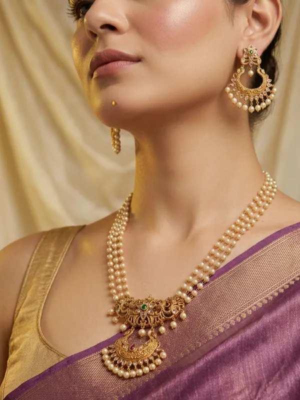 Ethnic_South_Indian_Style_Long_Pearl_Haram_For_Women.