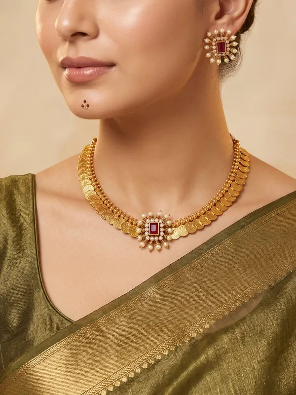 Classy_Matte_finish_Pendant_with_Micro_gold_Polish_Lakshmi_Necklace_set