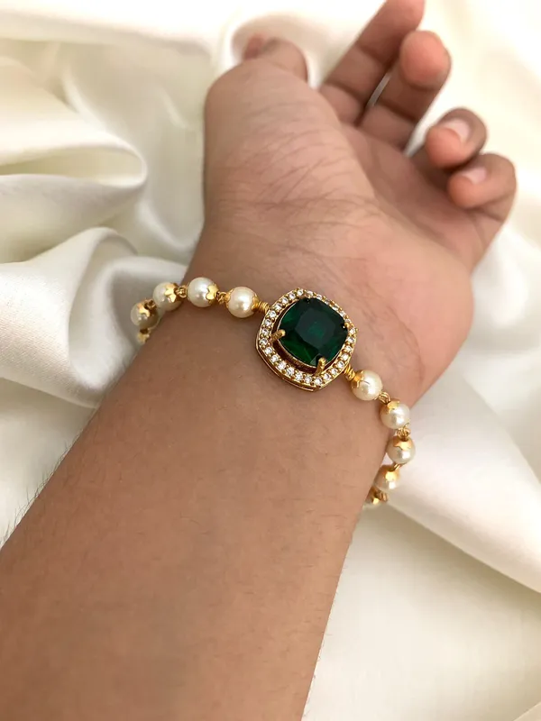 ROSEMARY_ANTIQUE_PEARL_BRACELET