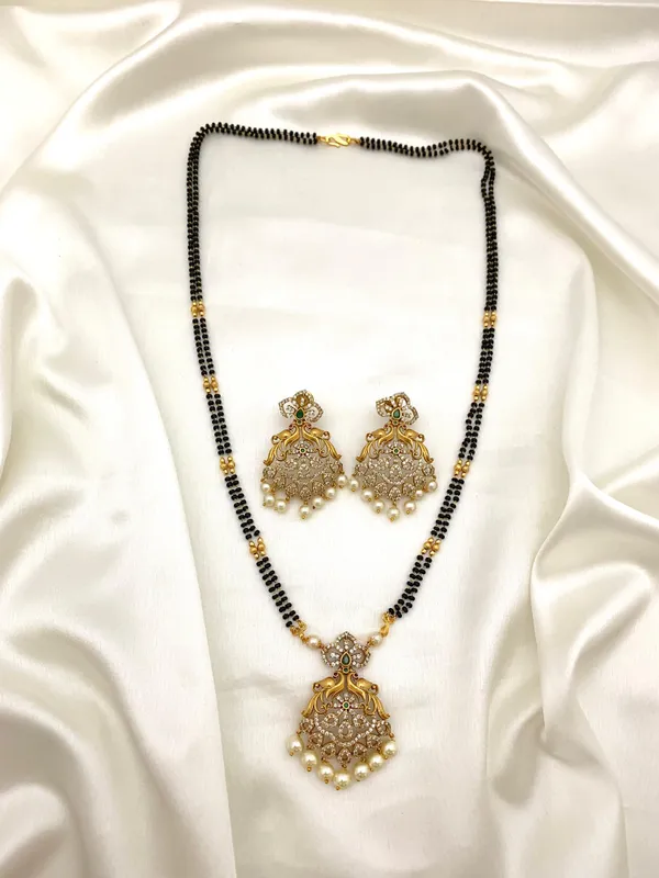 LIVIA_MANGALSUTRA__WITH_EARRING_(24_INCHES)