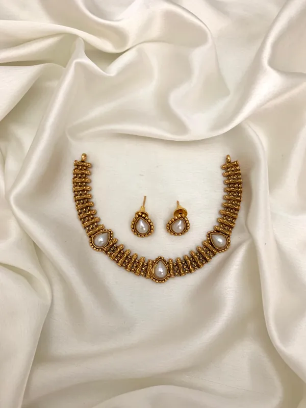 AARAVA_ANTIQUE_NECKLACE