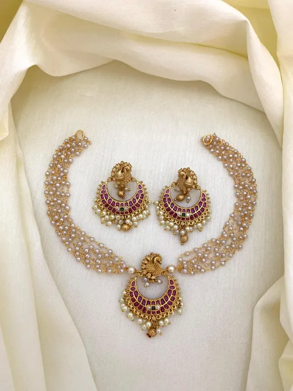LIZZA_PEARL_CHOKER_SET