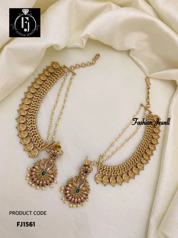Vaishnavi_Detachable_Mattel_and_Earrings