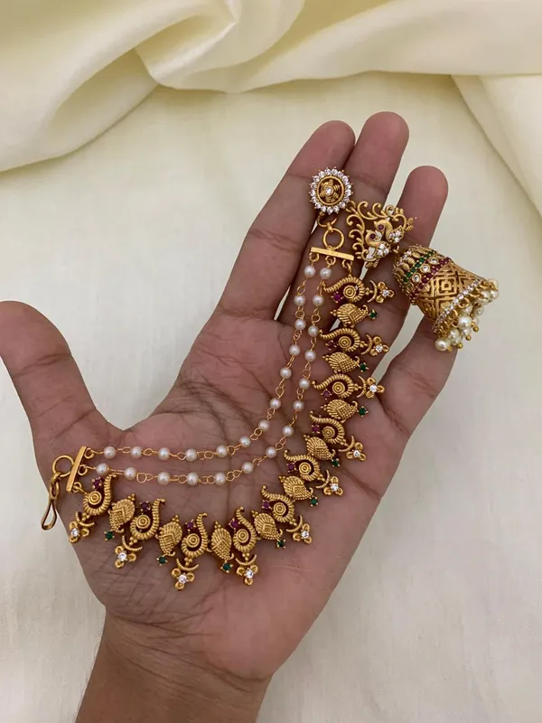 Ishaana_Detachable_Mattel_and_Jhumki