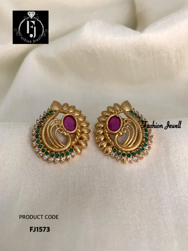 Rukmini_Ear_Studs