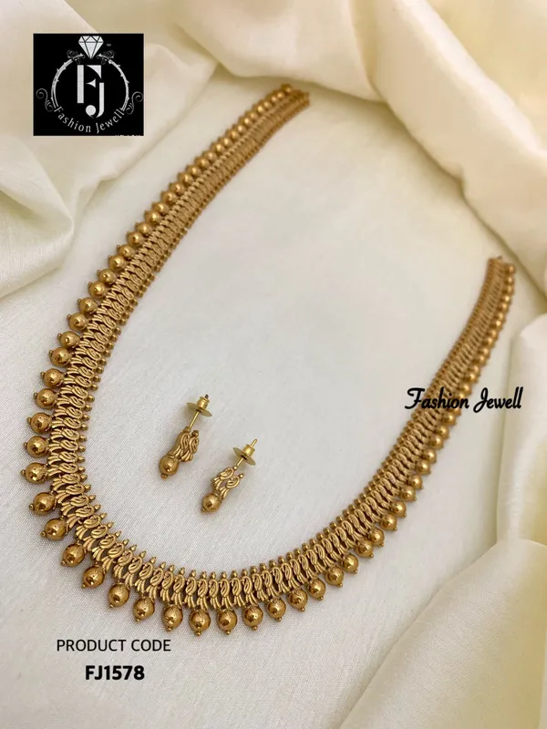 ARIYAHI_LONG__NECKLACE_SET