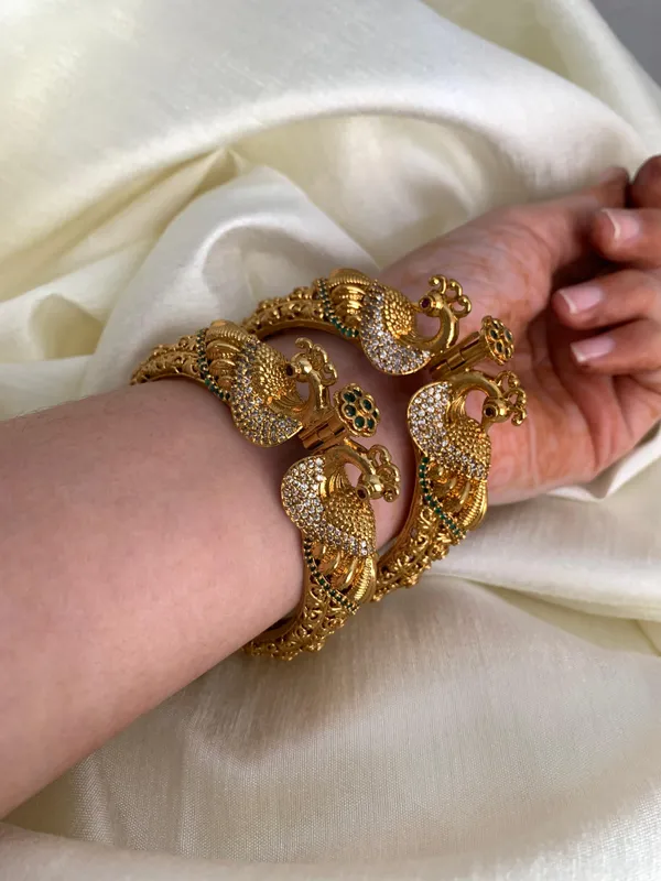 Sarang__Openable_Bangle